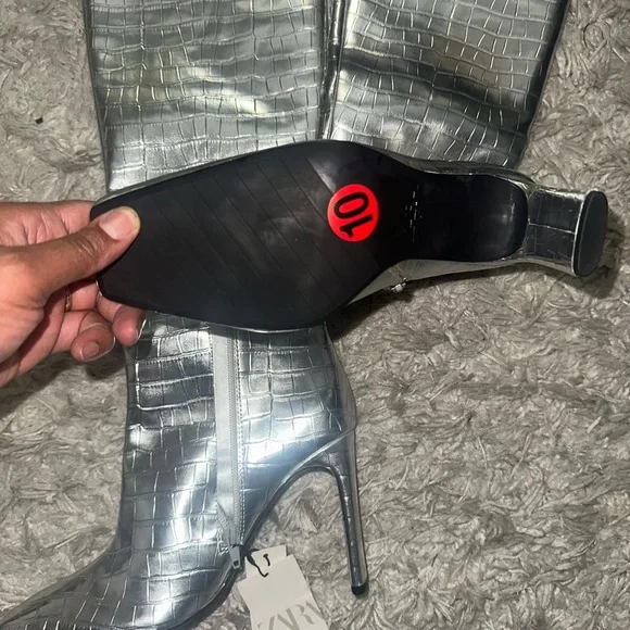 Zara Metallic Croc-Embossed Heeled Boots - Picture 4 of 6